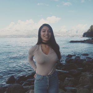 Meet your Posher, Olivia